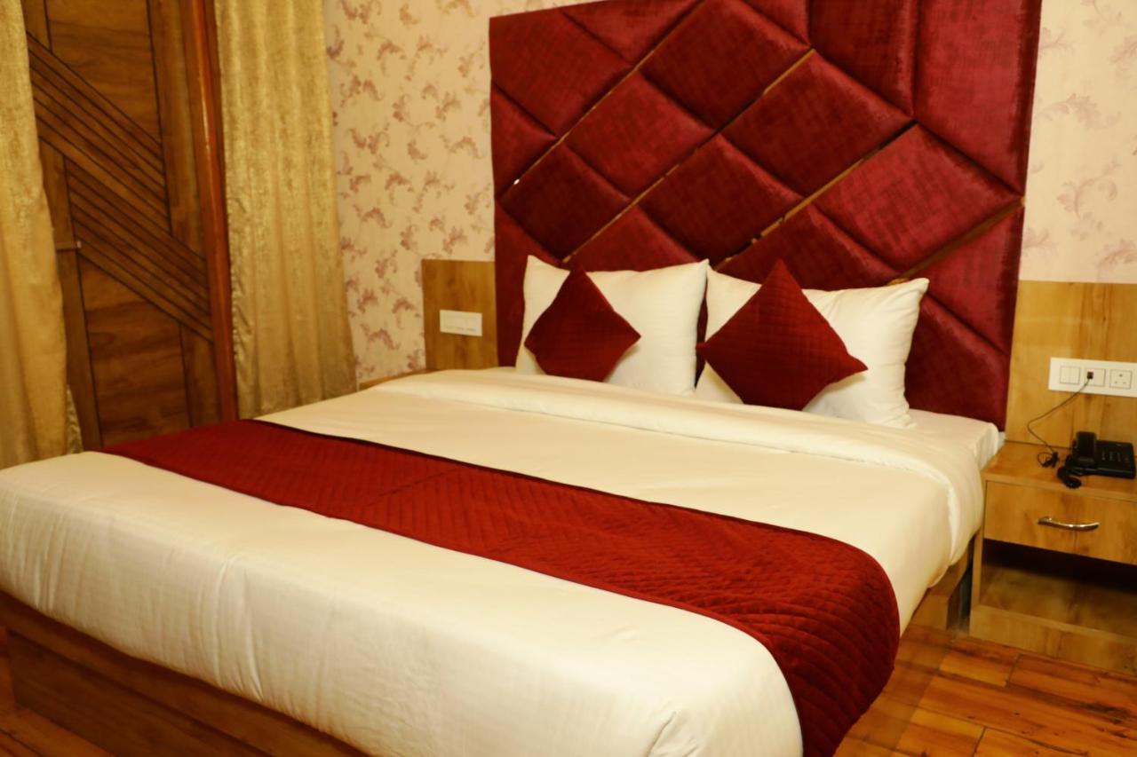 Dee Ess Residency Bed & Breakfast Shimla Ngoại thất bức ảnh