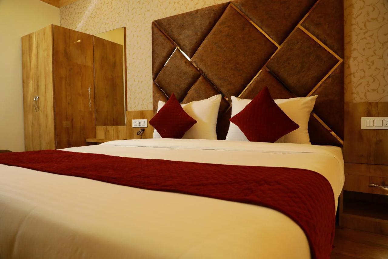 Dee Ess Residency Bed & Breakfast Shimla Ngoại thất bức ảnh